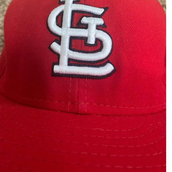 Saint Louis Cardinal Official on Field Cap Size 7 Fitted 55.8 CM New Era - Picture 2 of 7